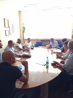 riunione a palazzo di città barletta