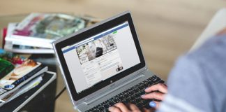 hands-woman-laptop-notebook