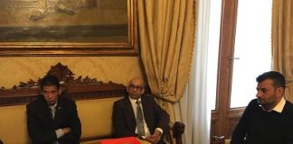 decaro incontra consigliere d'affari ambasciata mauritius