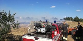 incendio arnesano - via delle paludi