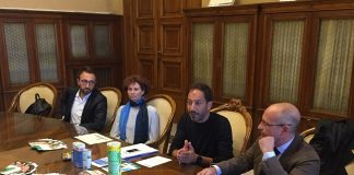 presentata junker la app per differenziare correttamente i rifiuti