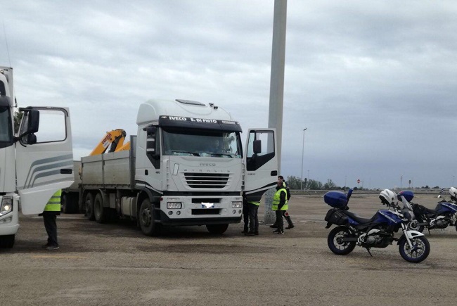 controlli autotrasportatori in tangenziale