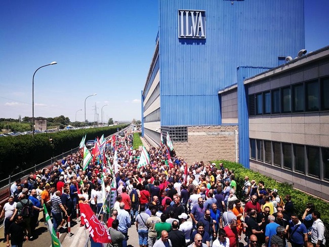 manifestazione ilva taranto