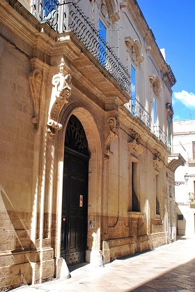 palazzo bozzi corso lecce