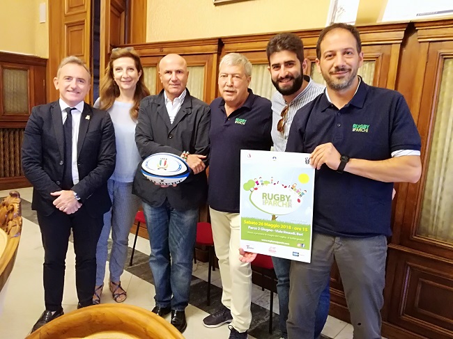 presentazione rugby nei parchi