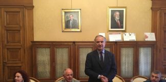 premiazione professor Rubini (direttore medicina nucleare ooliclinico)