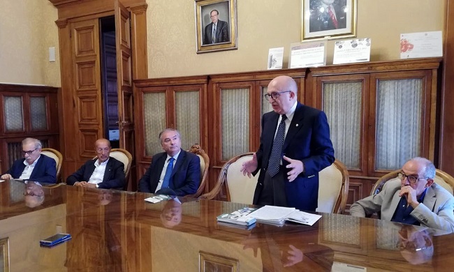 conferenza stampa degenerazione maculare