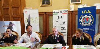 conferenza stampa cross