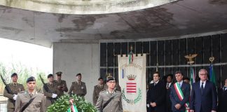 cerimonia di commemorazione dei defunti