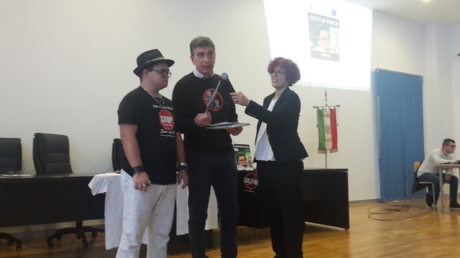 incontro al liceo scientifico 'cafiero' col rapper antibullismo marco baruffaldi