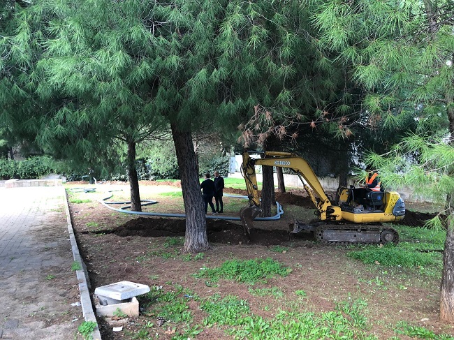 nuovo impianto illuminazione giardino via caldarola-loiacono a Japigia - lavori n corso