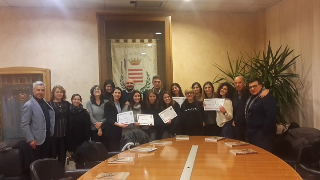 incontro sindaco - volontarie servizio civile