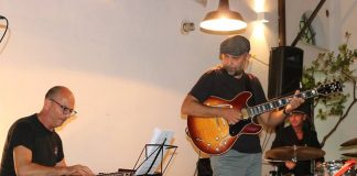 hands jazz trio