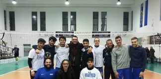 volleyup & barba nera (foto di squadra prima della partita)