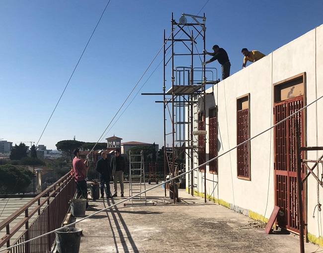 lavori in corso su lastrico solare scuola galilei