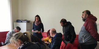 assessore palone all’incontro del corso per le licenze per la somministrazione di alimenti e bevande agli operatori ambulanti