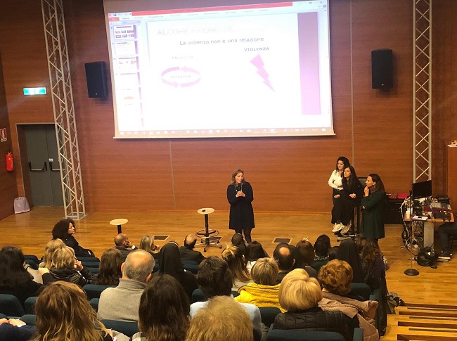 corso di formazione su prevenzione e contrasto alla violenza di genere promosso dal centro antiviolenza comunale