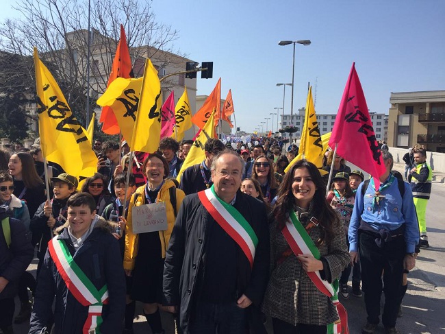 l'assessora romano alla marcia di libera nelal giornata della memoria