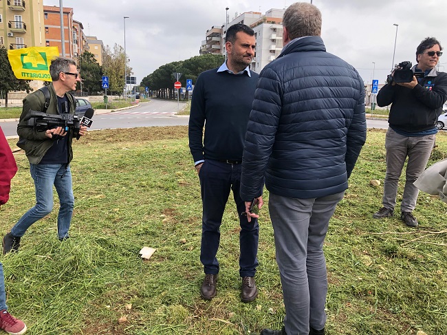 incontro rotatoria via caldarola