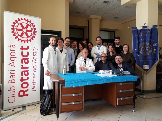 occhio al diabete del rotaract bari agorà e rotary bari castello