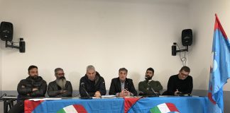 tavolo conferenza uilm orizzontale