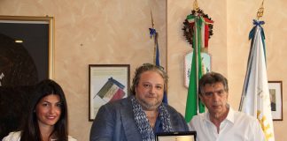 il sindaco incontra pierro ambasciatore di pace