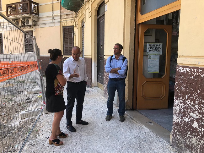 sopralluogo assessore galasso sul cantiere di piazza disfida di barletta