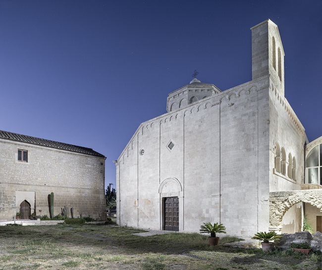cosmo laera (1962), abbazia di san leonardo (XII secolo), Manfredonia