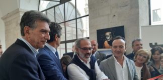 presentazione 'r-evolution on the moon'