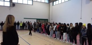 gli alunni del righi nella palestra del poliba questa mattina