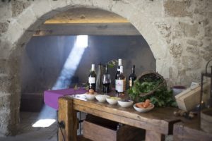 il camino di cantina con cucina