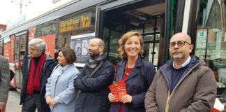 presentato bari christmas bus