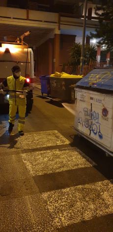 pulizia straordinaria di strade e marciapiedi