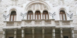 bari palazzo acquedotto avvocati patrimonio