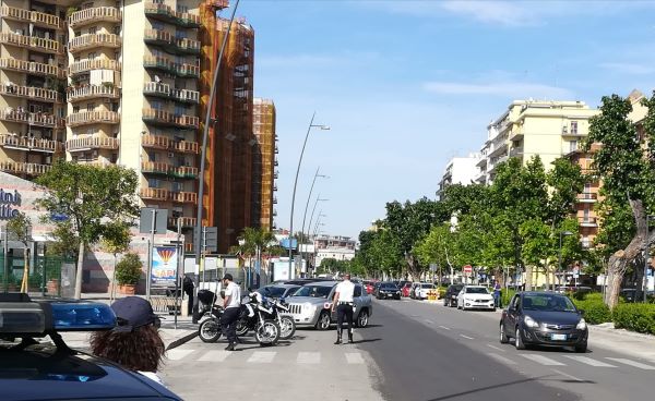 cantieri e auto polizia taranto