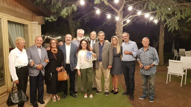 foto di gruppo rotary club bari alto terra dei peuceti