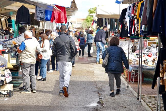 mercato non alimentare castellana