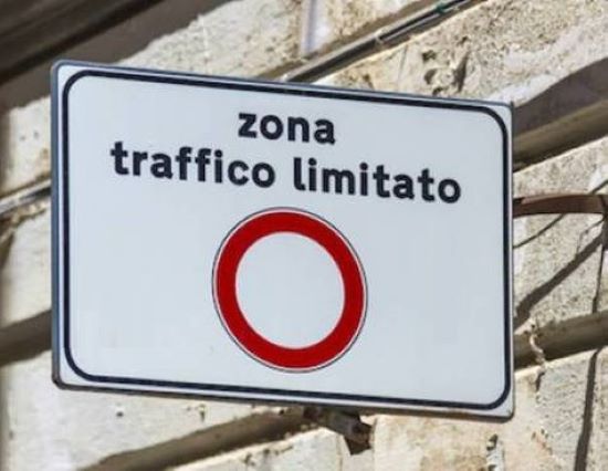 Bari, nuove regole per la Zona a traffico limitato nella città vecchia
