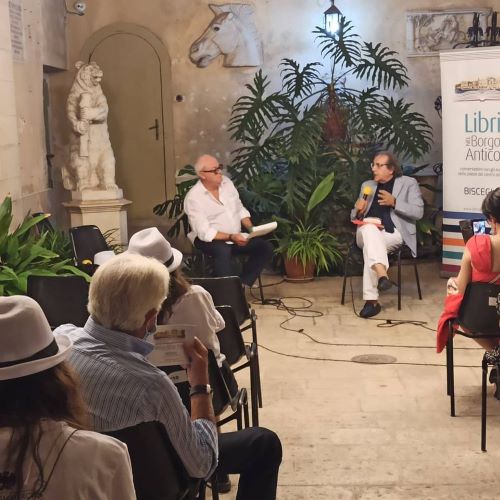 pierfranco bruni parlando di cultura a bisceglie ricorda il pensiero della vera destra di giuseppe tatarella