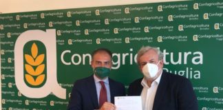 confagricoltura puglia, anche michele emiliano ha firmato il contratto con gli agricoltori