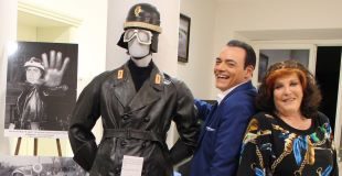 igor righetti con la contessa patrizia de blanck alla mostra su sordi