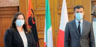 incontro del sindaco con il nuovo console generale d'albania (ph saverio de giglio)