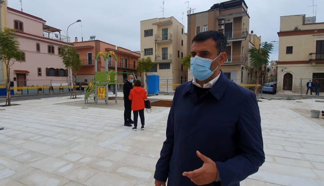 quasi completati i lavori di riqualificazione di piazza diaz a ceglie del campo