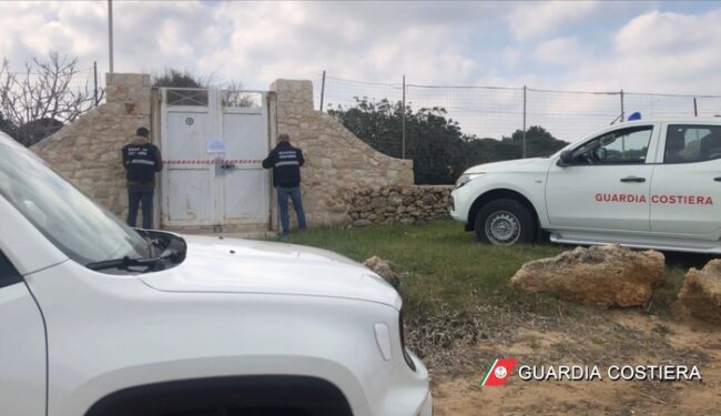 Sequestrato un B&B abusivo in un'area protetta a Polignano a Mare