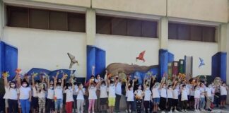 assessora romano all’inaugurazione del murales realizzato dagli alunni della montello