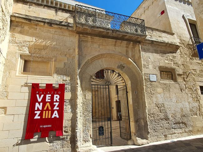 palazzo vernazza lecce