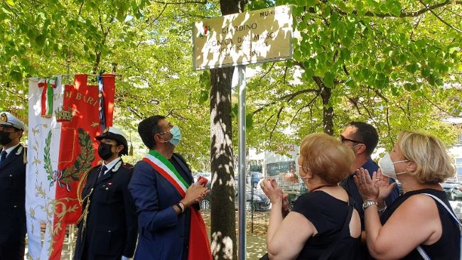 cerimonia di intitolazione del giardino di viale kennedy alla memoria di monica dal maso