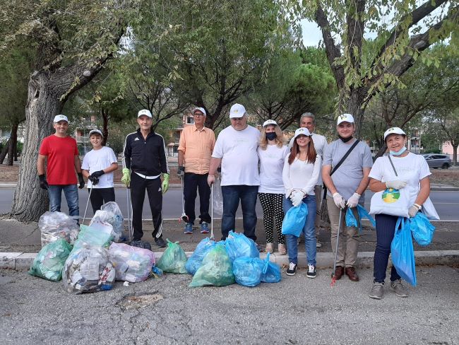 una ventina di volontari in azione a foggia