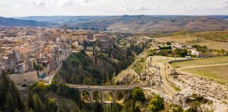 ponte acquedotto, gravina di puglia, foto fedele-namias (c) fai