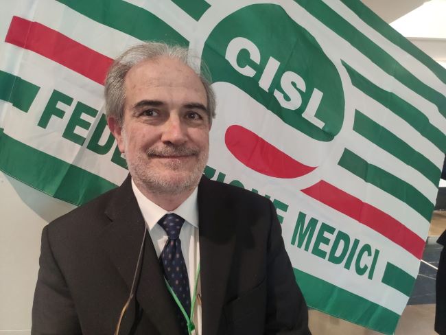 vincenzo piccialli (segretario generale federazione cisl medici di puglia)